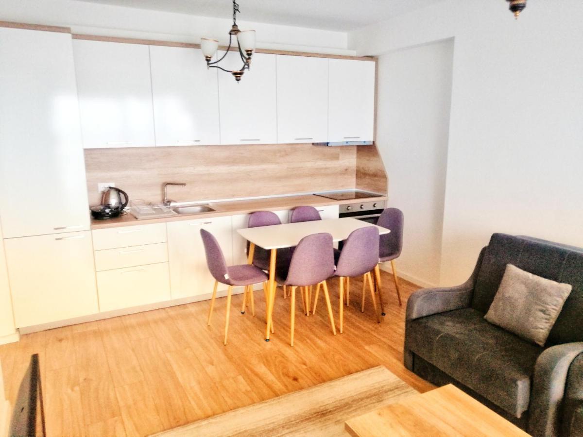Sunflower Apartments Pristina Zimmer foto